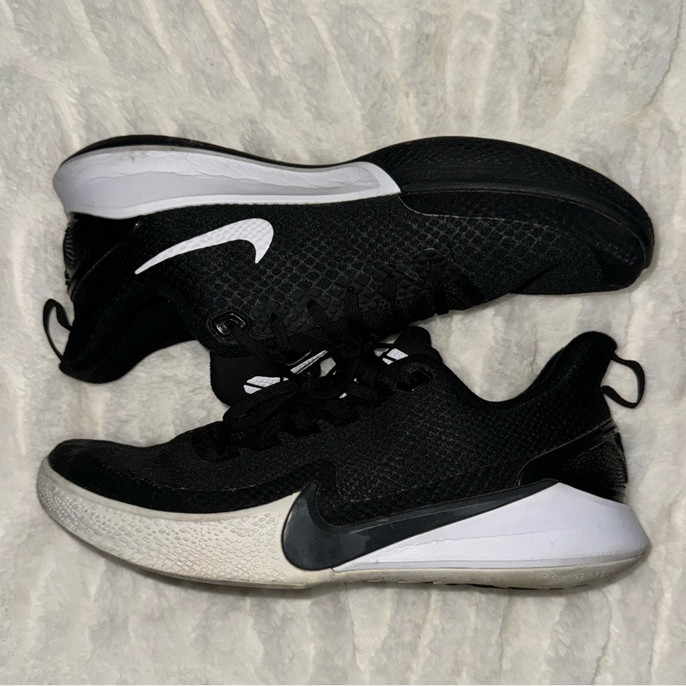 Nike Kobe Bryant Mamba Focus Sz 11
